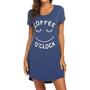 Pyjama korte mouwen blauw met opschrift coffee o'clock