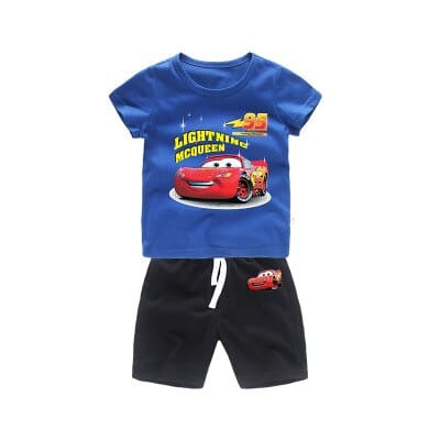 Tweedelige pyjamaset met blauw t-shirt en zwarte short met automotief in zeer hoge kwaliteit