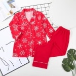 Dameskerstpyjama met rood sneeuwvlokkenpatroon in hoogwaardige mode