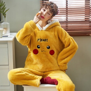 Gele pikachu-pyjama voor volwassen vrouwen